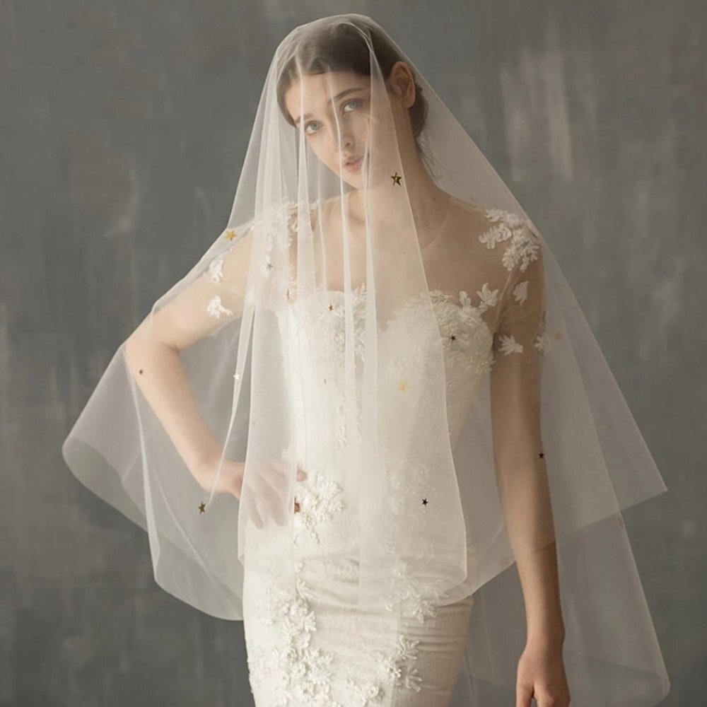 Wedding veil white bridal fingertip medium gold stars star elegant beautiful new
